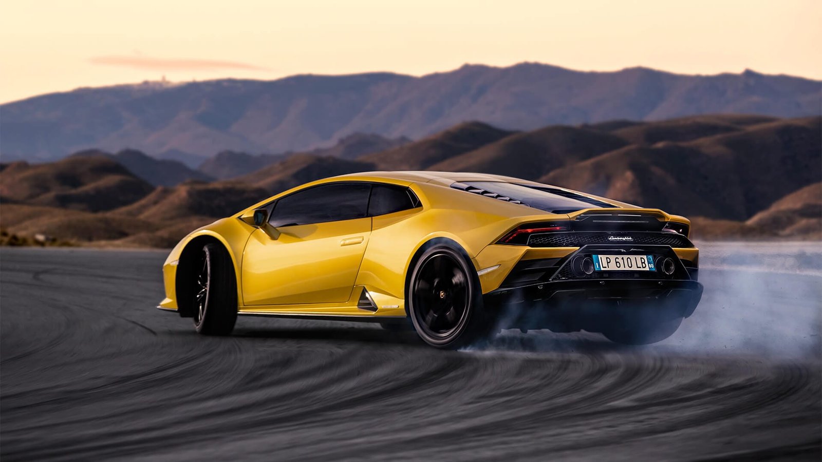Lamborghini Huracán Carbon Ceramic Brakes Performance